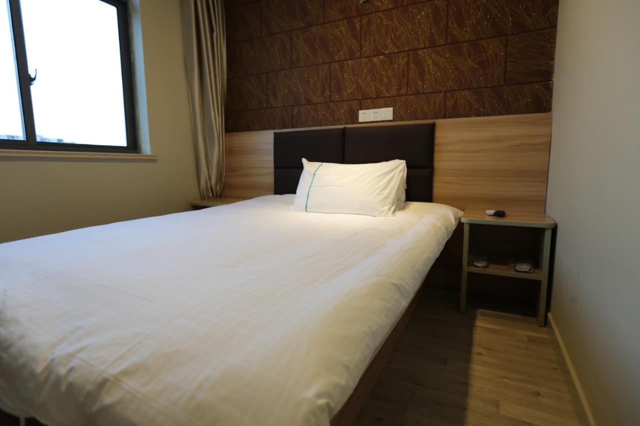 Shanghai Jie Jia Hotel Exterior photo